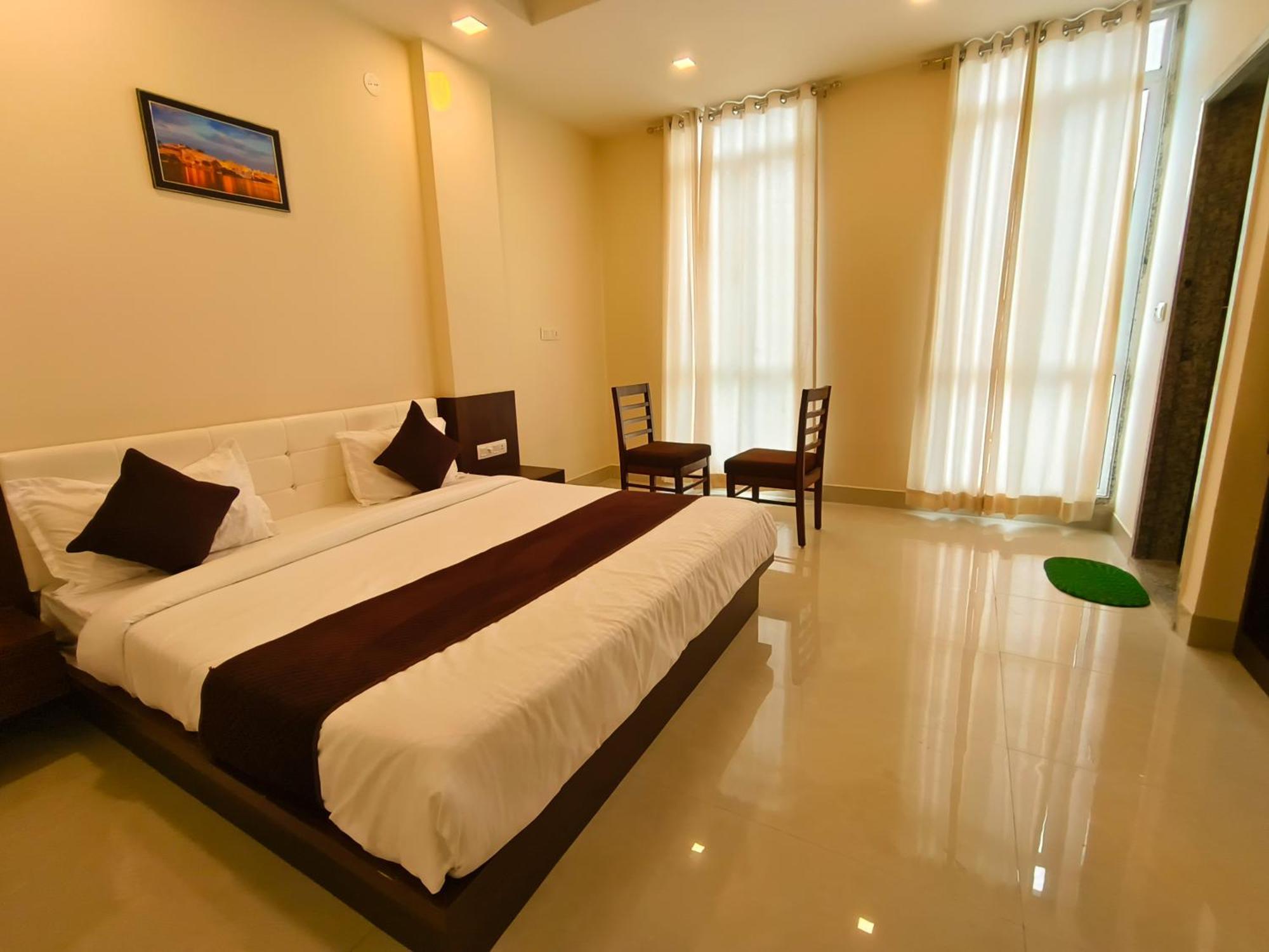 Hotel Veer Palace Near Udaipole Udajpur Zewnętrze zdjęcie
