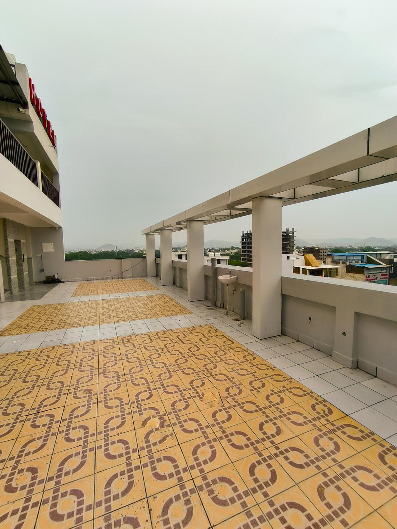 Hotel Veer Palace Near Udaipole Udajpur Zewnętrze zdjęcie